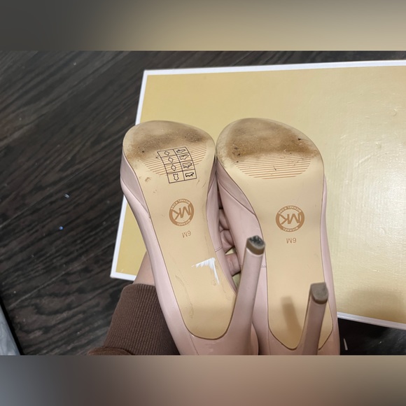 Michael Kors high heels - Picture 2 of 3